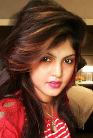 soya-sharma-busty-young-college-call-girl-in-jaipur-big-3