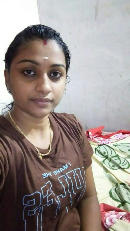 chennai-vip-tamil-aunty-live-video-call-sex-whatsapp-available-24-hours-big-0