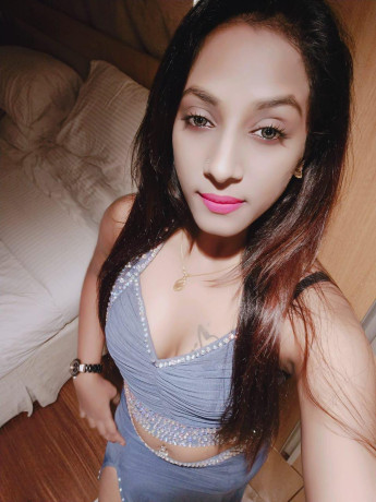 pooja-gupta-independent-escort-service-call-girls-call-me00000ffzz-big-0